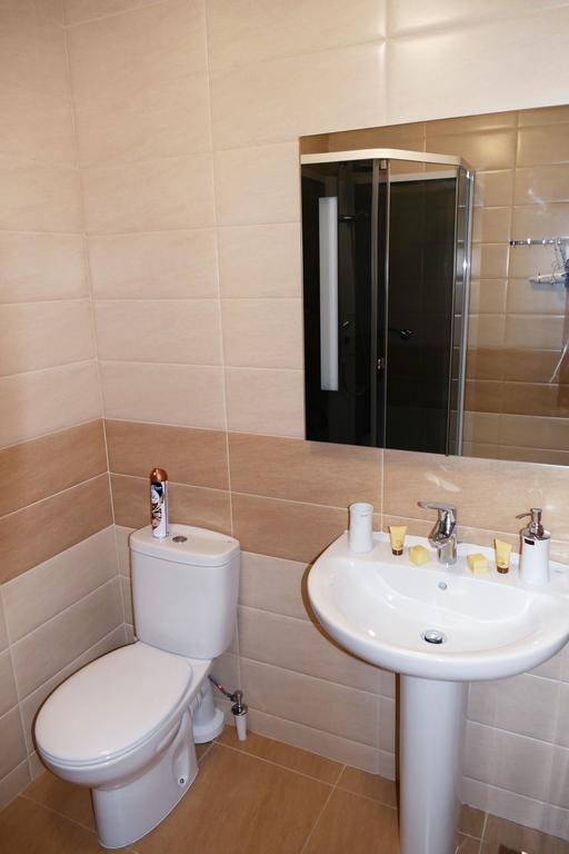 Комплекс Відпочинку Пампушка & Подушка Hotel Burlach'ya Balka Bagian luar foto