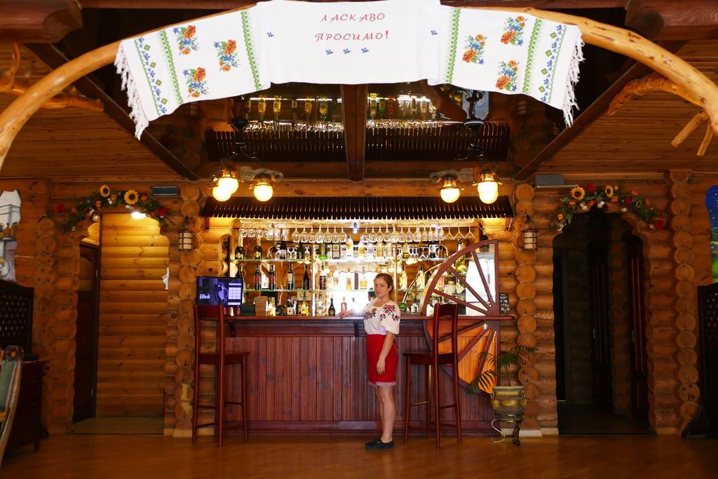 Комплекс Відпочинку Пампушка & Подушка Hotel Burlach'ya Balka Bagian luar foto