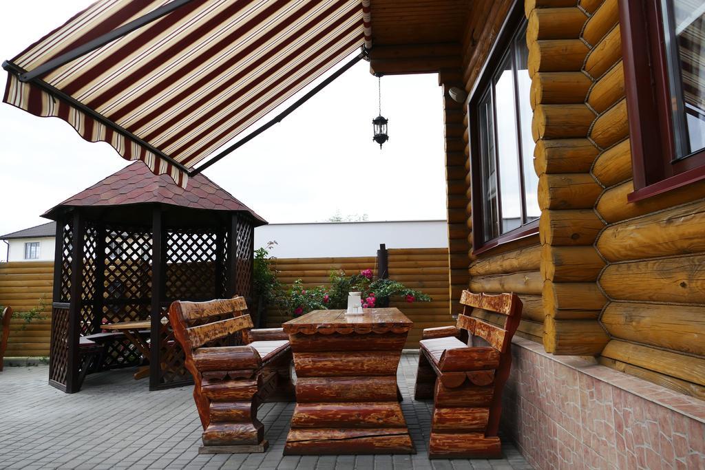 Комплекс Відпочинку Пампушка & Подушка Hotel Burlach'ya Balka Bagian luar foto
