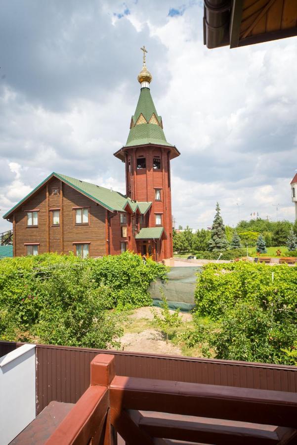 Комплекс Відпочинку Пампушка & Подушка Hotel Burlach'ya Balka Bagian luar foto