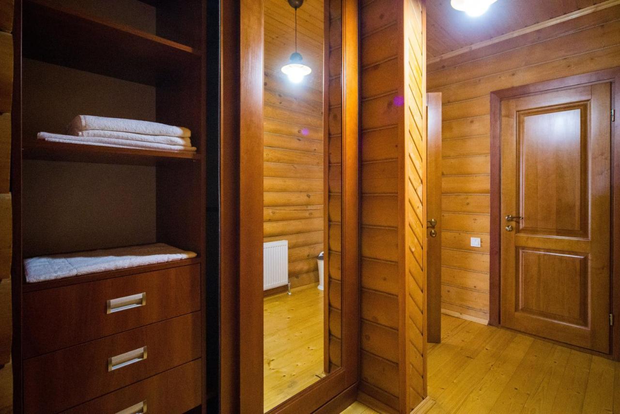 Комплекс Відпочинку Пампушка & Подушка Hotel Burlach'ya Balka Bagian luar foto